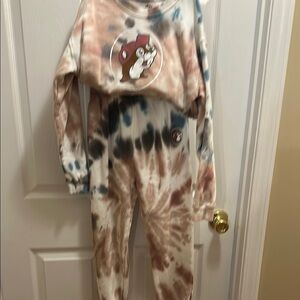 Bucee's Tie-Dye Sweatshirt and Pants Set